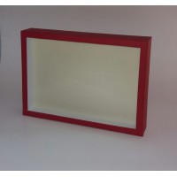 Коробка с пластиковым окошком 35*25*6 красная