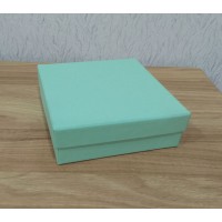 Коробка кришка-дно 15*15*5 см зелена Clariana verde)