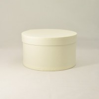 Круглая коробка 20*15 см з кришкою кремова