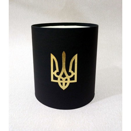 Кругла коробка 15*17 см без кришки чорна з гербом України